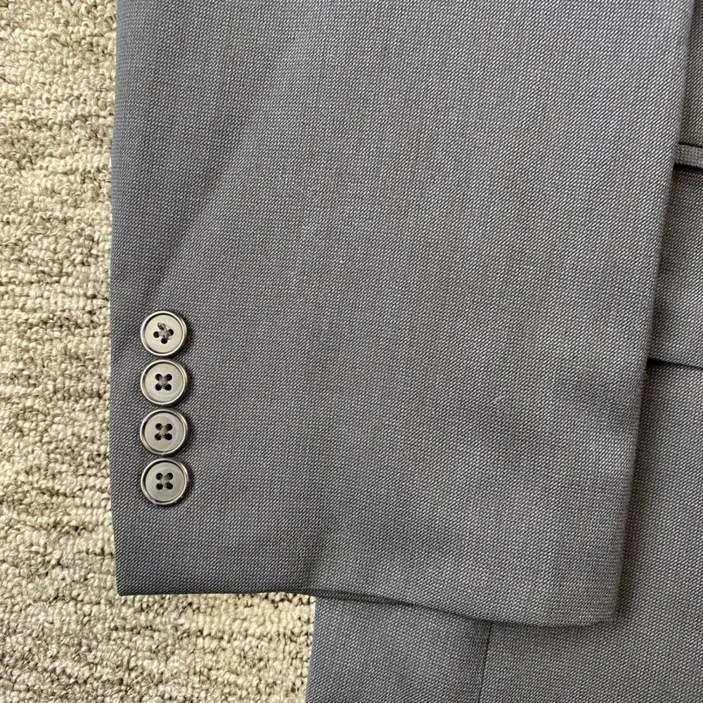 Jos A Bank Mens 39R Navy Blue 100 Wool Blazer Sport Coat Made in Mexico